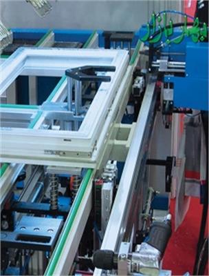 ماشین آلات مونتاژ در و پنجره ماهان صنعت آذران